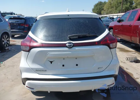 2023 Nissan Kicks Sv Xtronic Cvt z USA, uszkodzony, nr VIN 3N1CP5CV9PL508836